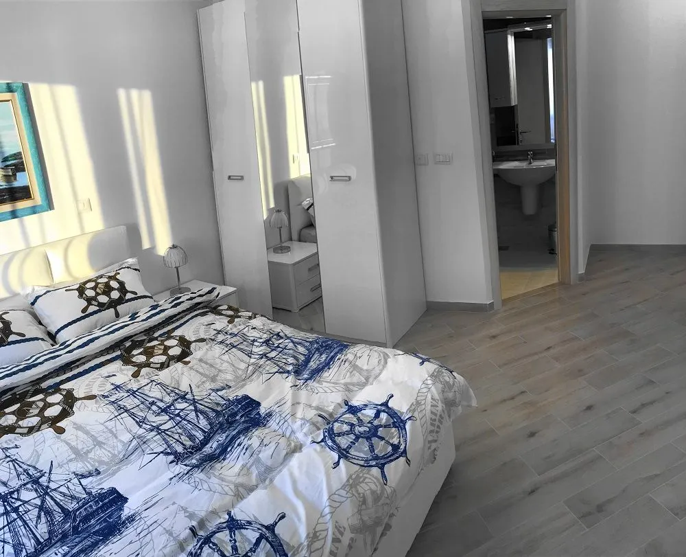 Prodaja, stan, 75m², Dobra Voda, Bar