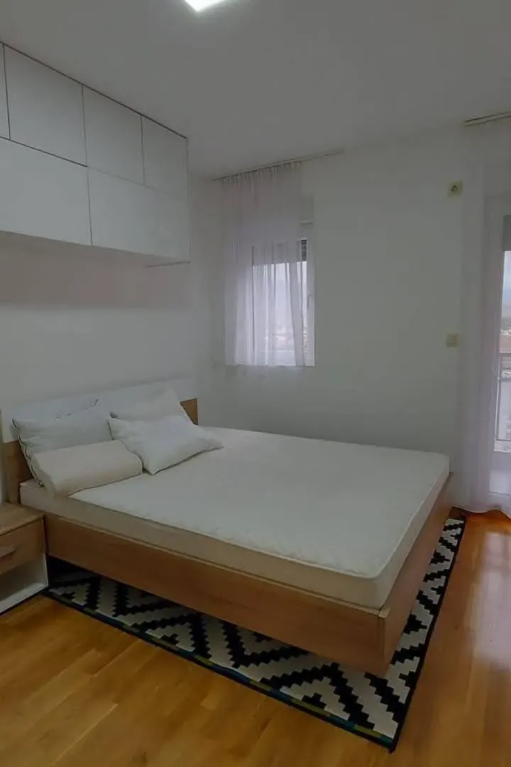 Prodaja, jednosoban stan, 43m², Stari Aerodrom, Podgorica