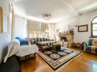 Prodaja, kuća, 391m², Zvezdara, Zvezdara Sve Podlokacije - image 1