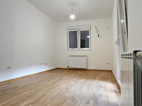 Prodaja, jednosoban stan, 40m², Centar, Kolašin - image 3