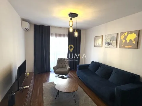 Izdavanje, jednosoban stan, 50m², City Kvart, Podgorica - image 1