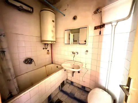 Sale, two bedroom apartment, 66m², Gintaš, Podgorica - image 8