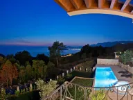 Prodaja, kuća, 242m², Blizikuće, Budva - image 16