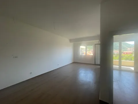 Prodaja, jednosoban stan, 46m², Rozino, Budva - image 3