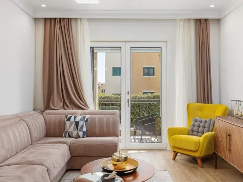 Prodaja, jednosoban stan, 73m², Luštica Bay, Tivat - image 2