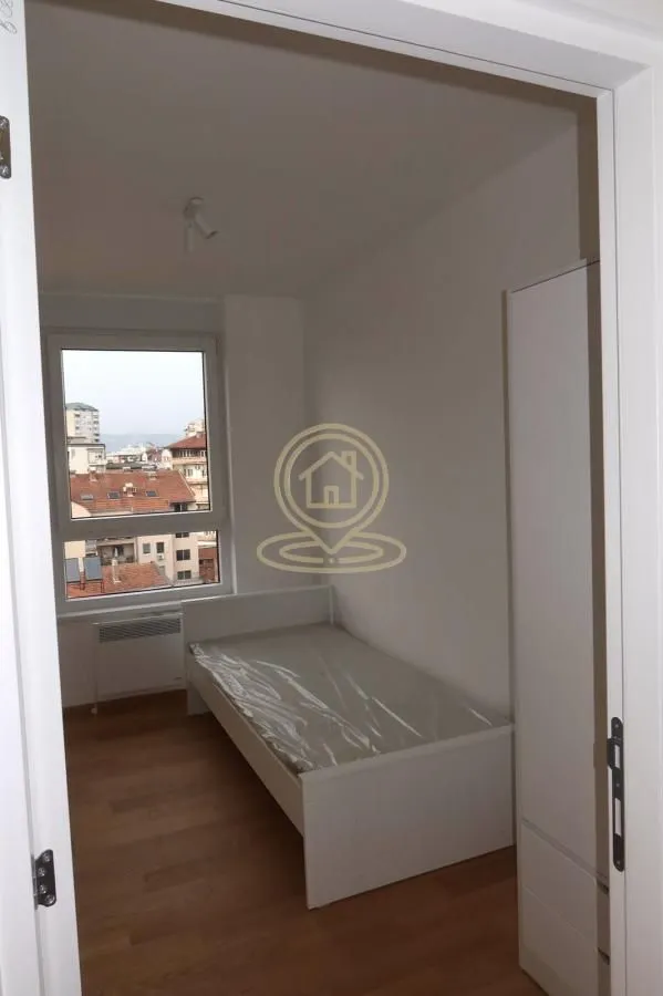 Izdavanje, dvosoban stan, 56m², Medijana, Niš