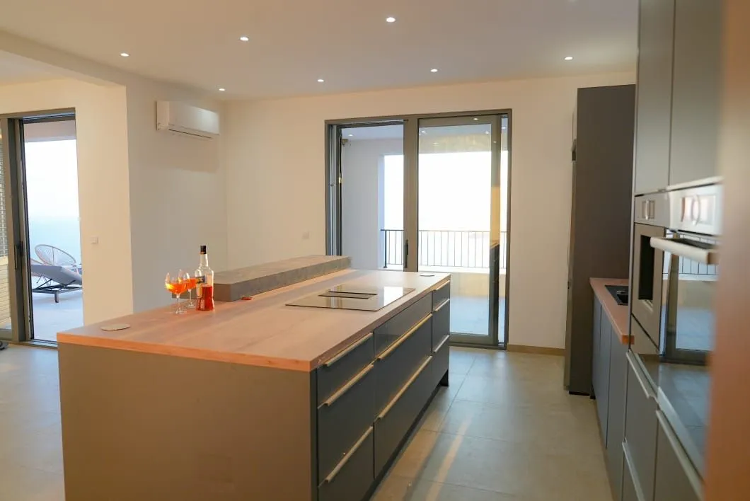 Sale, house, 420m², Sveti Stefan, Budva