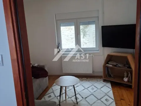 Rent, house, 120m², Petrovaradin, Novi Sad - image 2