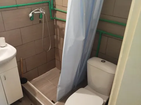 Izdavanje, jednosoban stan, 25m², Karaburma, Palilula Sve Podlokacije - image 2