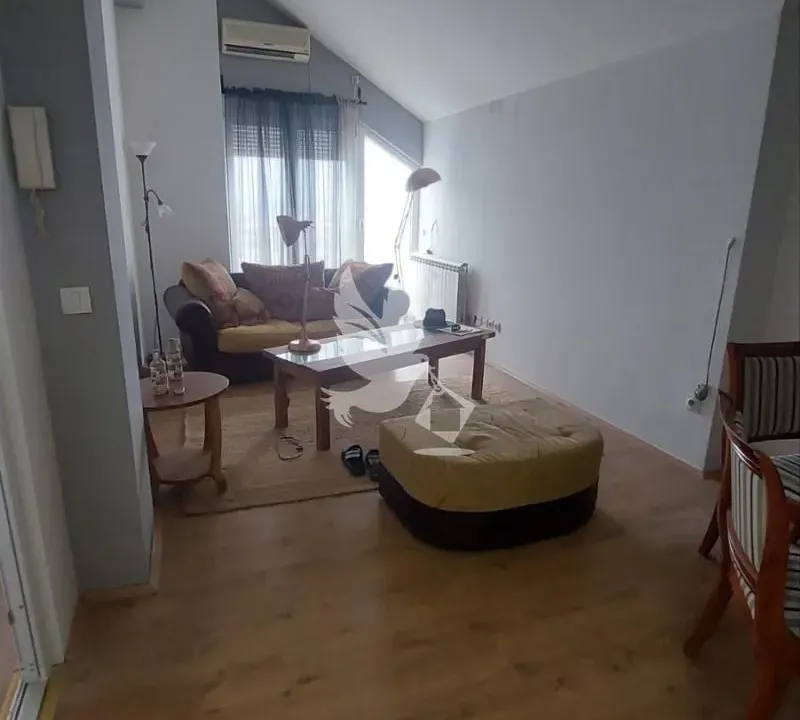 Prodaja, stan, 143m², Mladenovac, Beograd