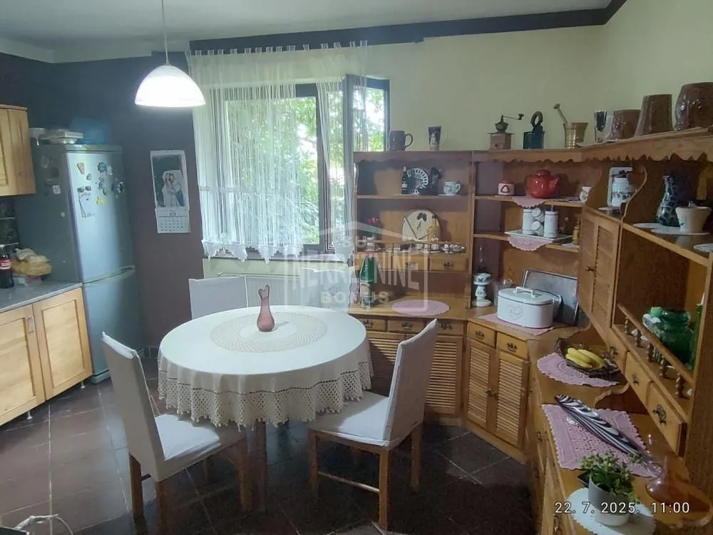 Prodaja, kuća, 180m², Železničko Naselje, Subotica