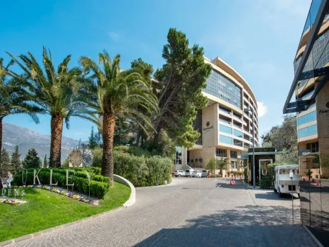 Rent, three bedroom apartment, 198m², Budva, Crna Gora