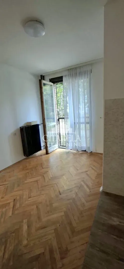 Izdavanje, jednosoban stan, 36m², Banovo Brdo, Beograd