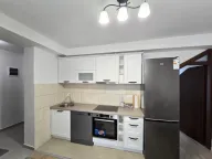 Izdavanje, jednosoban stan, 50m², Centar, Tivat - image 9