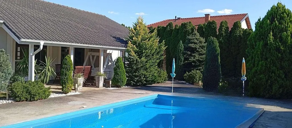 Prodaja, kuća, 277m², Bački Petrovac, Novi Sad