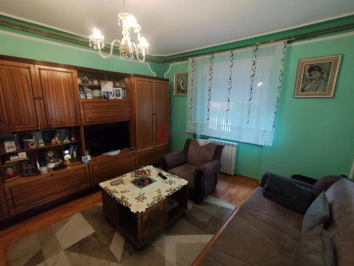 Prodaja, kuća, 183m², Bajmok, Subotica