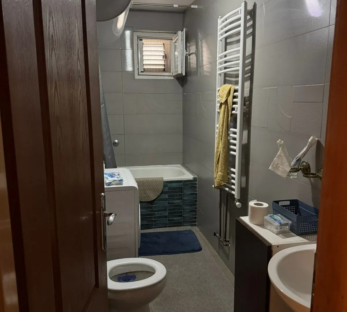 Sale, house, 180m², Zlatica, Podgorica