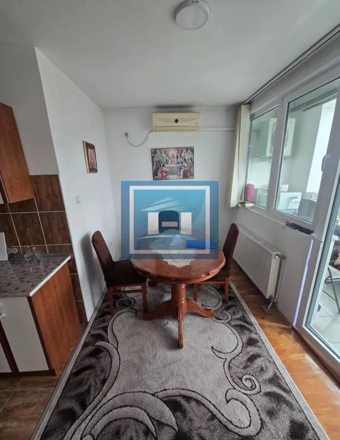 Prodaja, dvosoban stan, 64m², Ledena Stena, Vranje