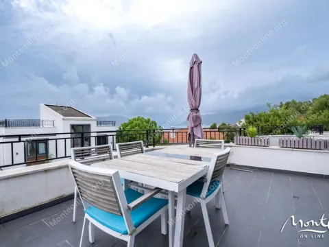 Sale, two bedroom apartment, 47m², Tivat, Crna Gora - image 1