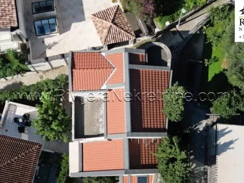 Sale, house, 264m², Centar, Herceg Novi - image 8