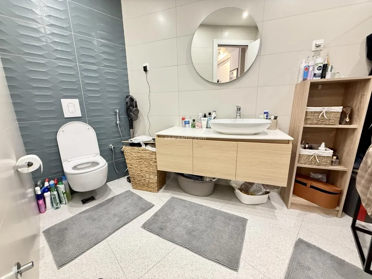 Sale, one bedroom apartment, 121m², Bečići, Budva