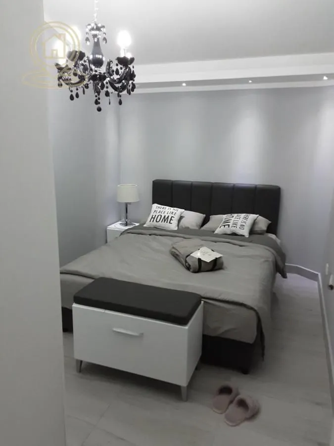 Izdavanje, dvosoban stan, 55m², Vojvode Vlahovica, Beograd