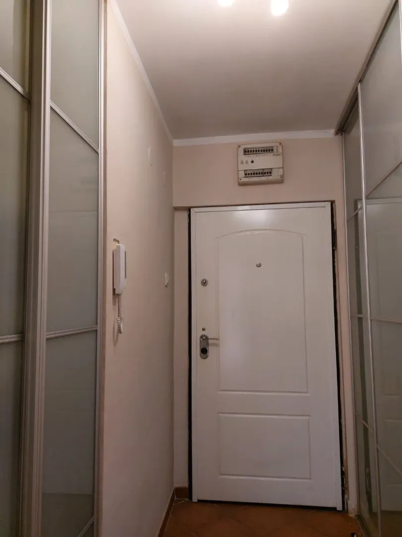 Izdavanje, četvorosoban stan, 65m², Stara Varoš, Podgorica