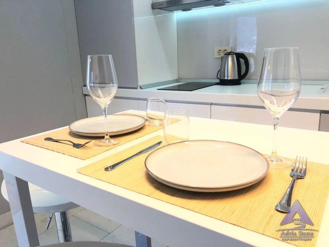 Sale, two bedroom apartment, 89m², Centar, Budva
