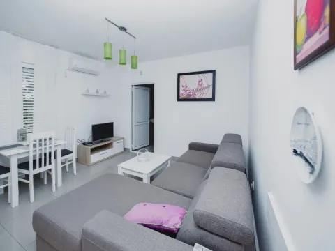 Sale, house, 300m², Krimovica, Kotor - image 12