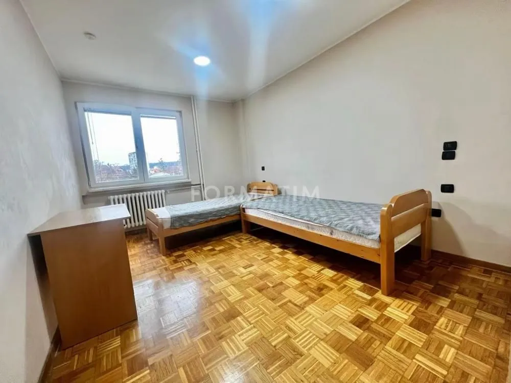 Rent, three bedroom apartment, 82m², Lion, Zvezdara Sve Podlokacije