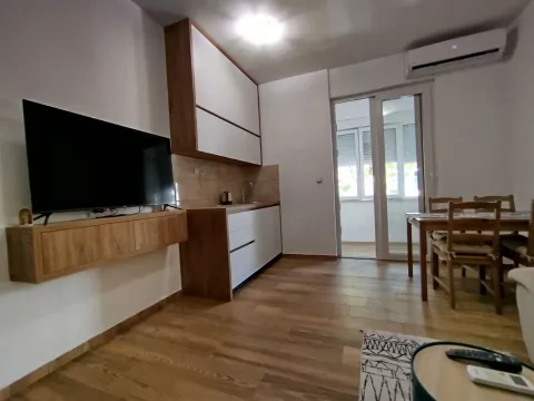 Izdavanje, stan, 68m², Centar, Podgorica