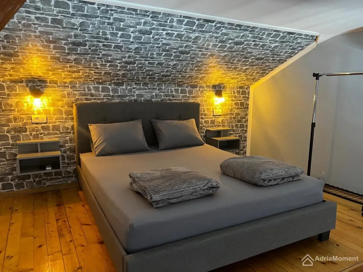 Sale, two bedroom apartment, 115m², Prčanj, Kotor