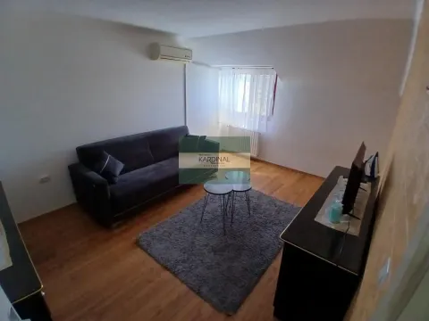 Prodaja, jednosoban stan, 40m², Kajsijar, Jagodina - image 13