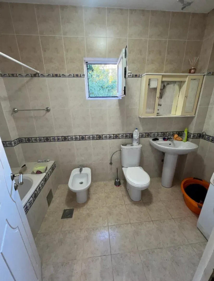 Rent, two bedroom apartment, 110m², Sutomore, Bar