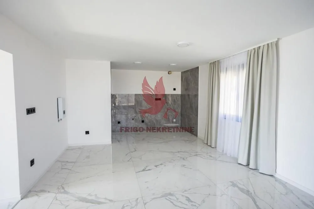 Sale, house, 302m², Mladenovac, Beograd