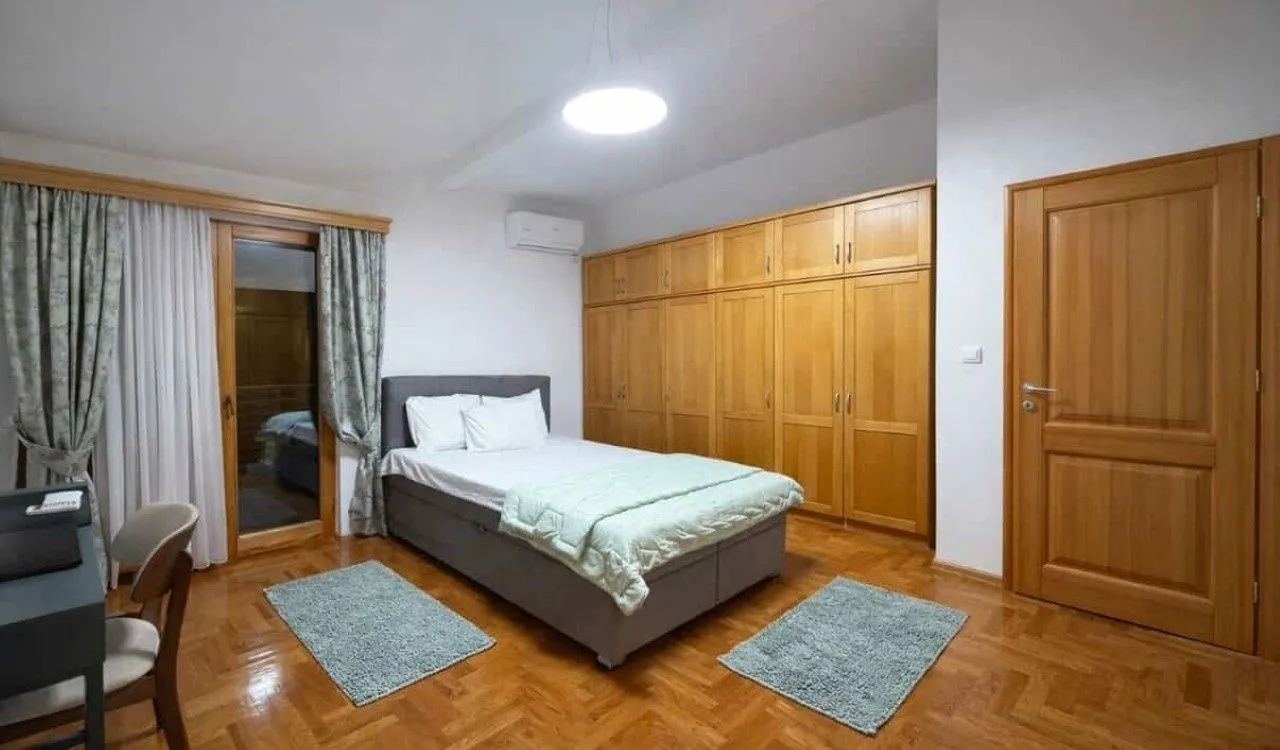 Izdavanje, kuća, 150m², Zabjelo, Podgorica