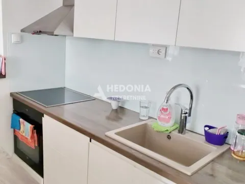 Prodaja, trosoban stan, 64m², Lion, Zvezdara Sve Podlokacije - image 4