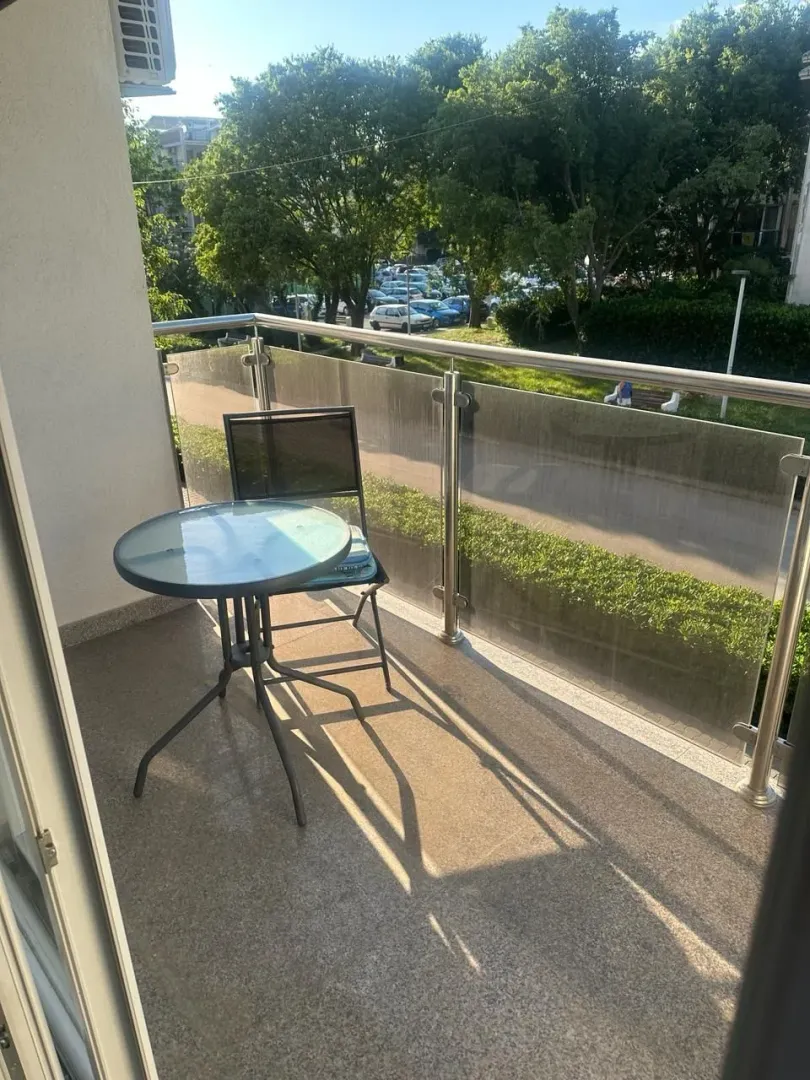 Sale, studio apartment, 33m², Centar, Bar