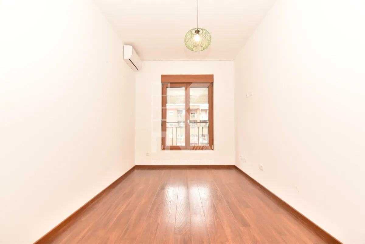 Rent, two bedroom apartment, 72m², Master Kvart, Podgorica