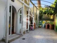 Rent, house, 343m², Neimar, Vračar Sve Podlokacije - image 15