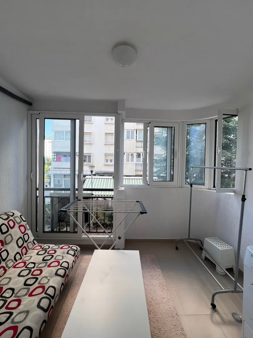 Rent, two bedroom apartment, 70m², Makedonsko naselje, Bar