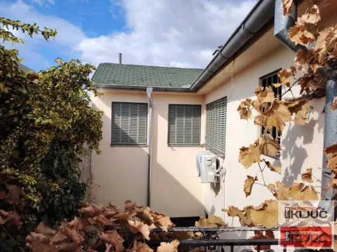 Rent, house, 128m², Centar, Novi Sad - image 12