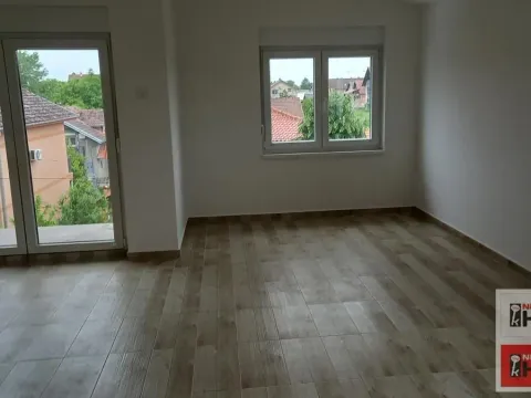 Sale, three bedroom apartment, 71m², Klisa, Novi Sad Sve Podlokacije - image 1
