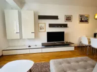 Izdavanje, jednosoban stan, 54m², City Kvart, Podgorica - image 3