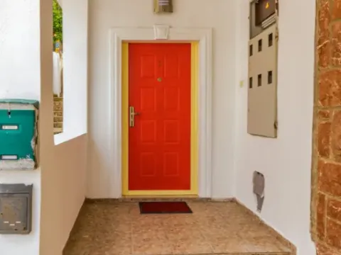 Sale, one bedroom apartment, 45m², Rafailovići, Budva - image 2