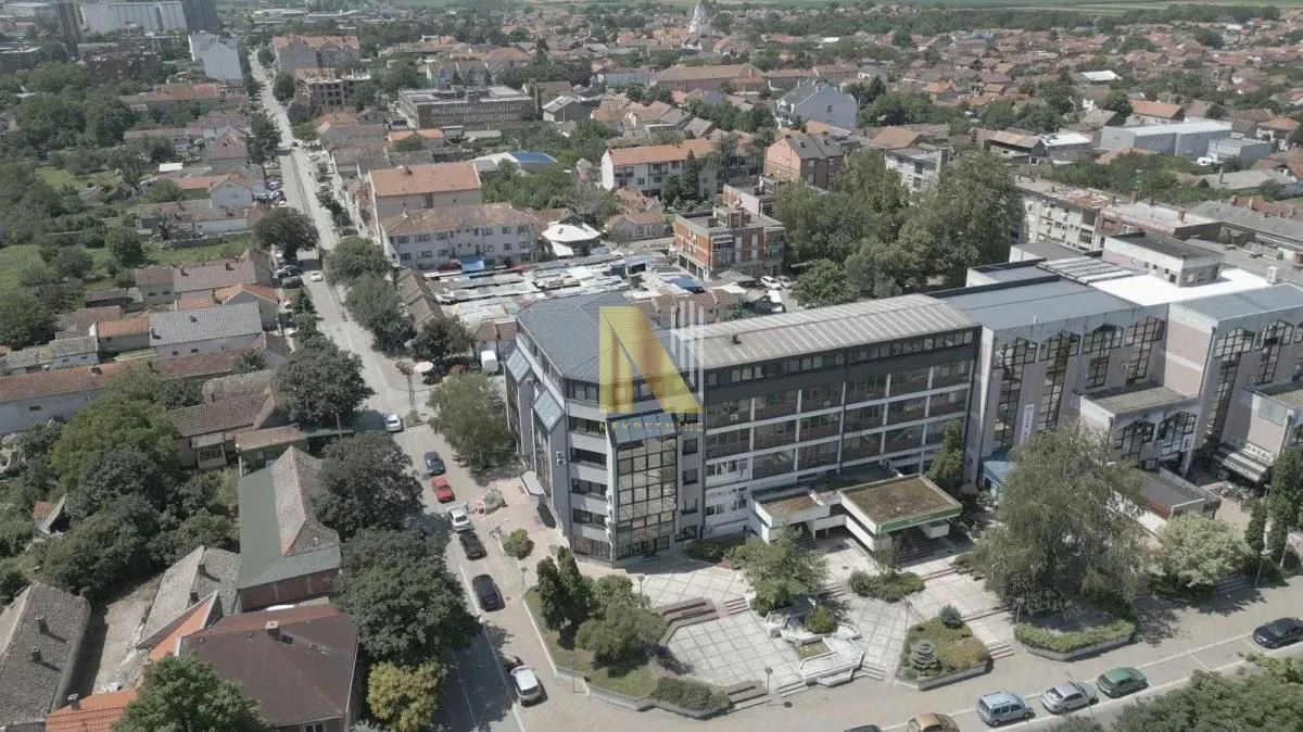 Sale, office space, 523m², Šid, Srbija