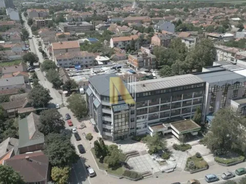 Prodaja, poslovni prostor, 523m², Šid, Srbija - image 14