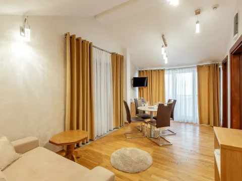 Prodaja, ugostiteljski objekat, 748m², Bijela, Herceg Novi - image 20