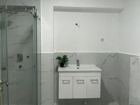 Izdavanje, jednosoban stan, 57m², Rafailovići, Budva - image 8