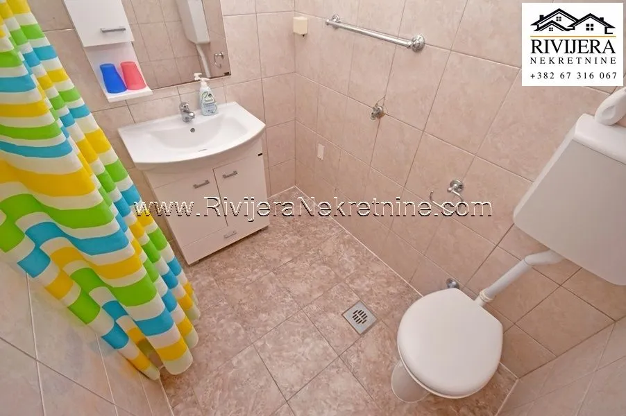 Prodaja, kuća, 300m², Đenovići, Herceg Novi